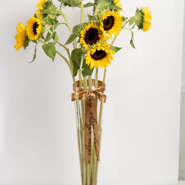 Sun flower vase